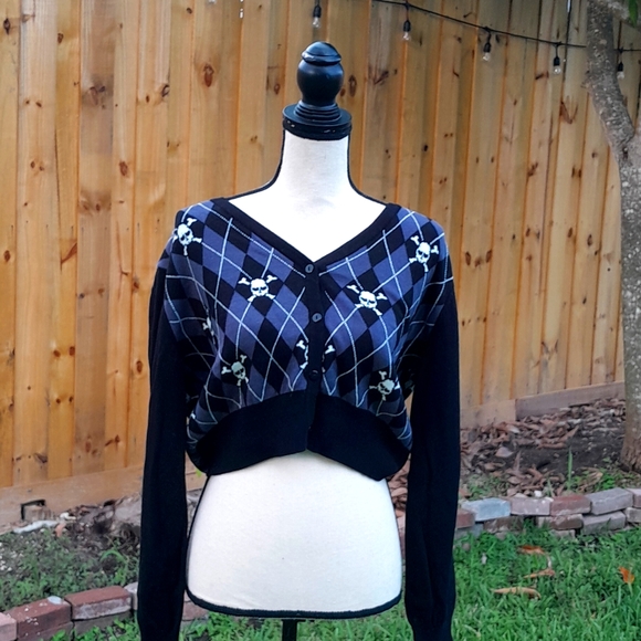 Cardigan - Picture 1 of 4